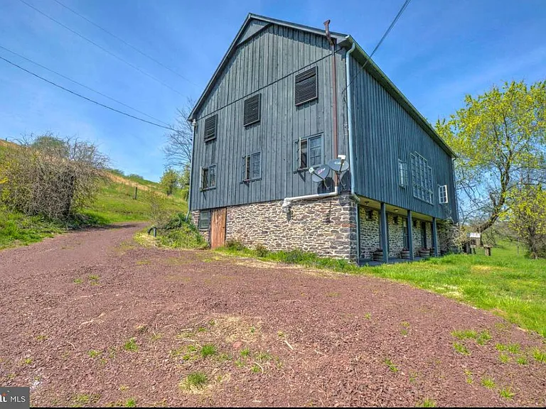 80 Red Cliff Rd #A — Photo 1