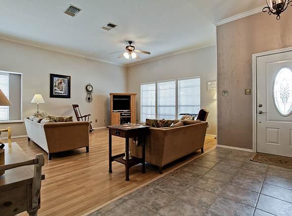 5th image of 4221 Arbor Creek Dr