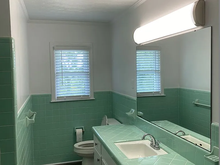960 Fairground St — Photo 9