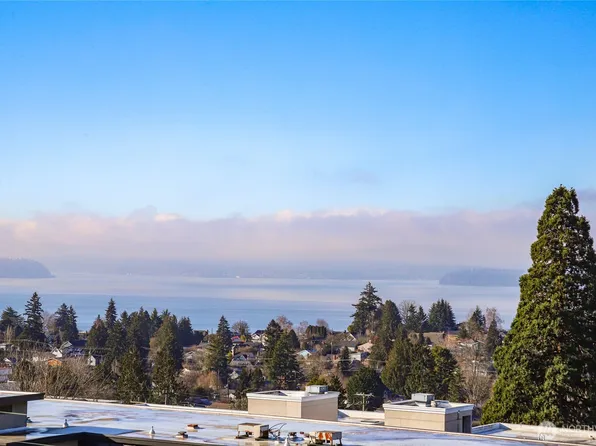 4515 44th Avenue SW #B, Seattle, WA 98116