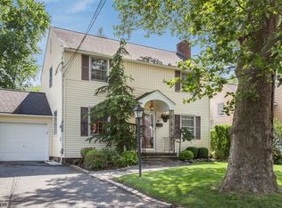 22 Crest Pl, Springfield, NJ 07081