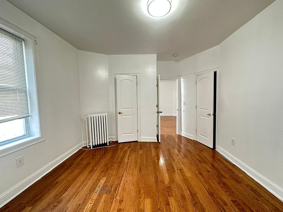 2nd image of 15 Gifford Ave #52D