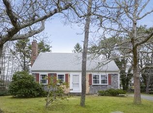 16 Flying Mist Ln, Brewster, MA 02631