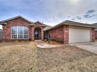 304 Tecumseh Ridge Rd, Norman, OK 73069
