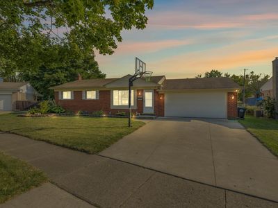 22741 W Keyes St, Taylor, MI, 48180