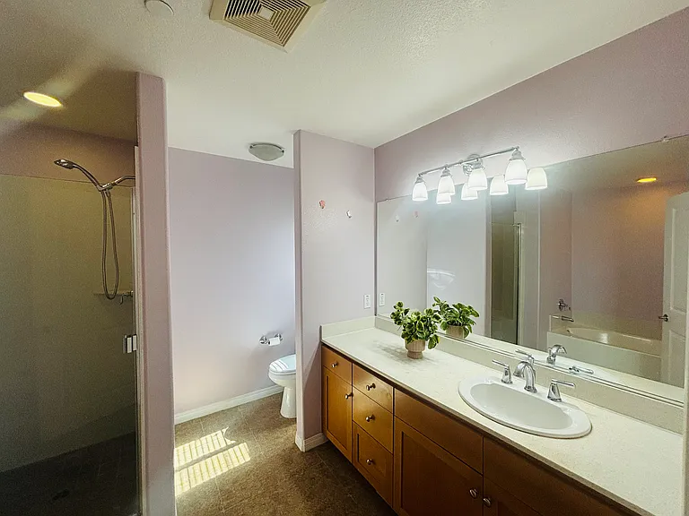 1411 Lomita Blvd #4 — Photo 15