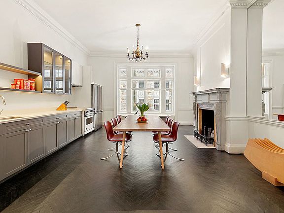 4th image of 84 Willow St #1