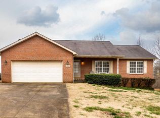1004 Williamson Chapel Rd, Maryville, TN 37801