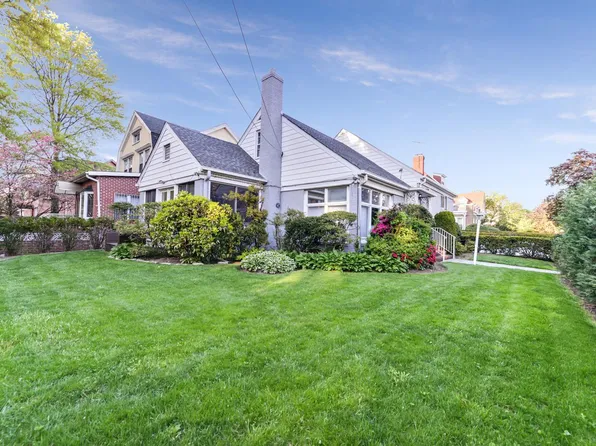 112-05 72nd Avenue image 1 of 26