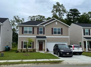 29 Chinquapin St, Beaufort, SC 29906