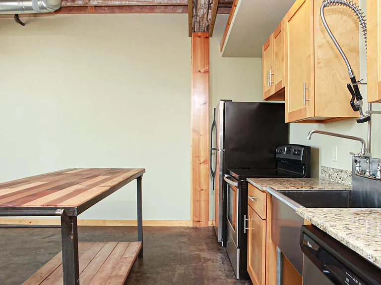 724 S Main Ave #23 — Photo 18