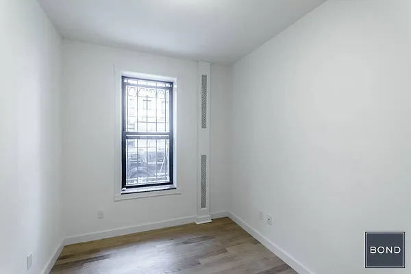 Rented by Bond New York | media 20