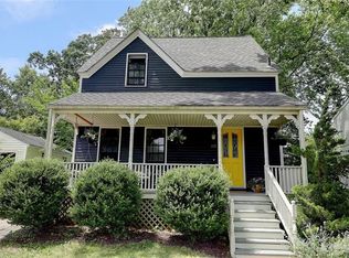 105 Worcester Ave, Riverside, RI 02915