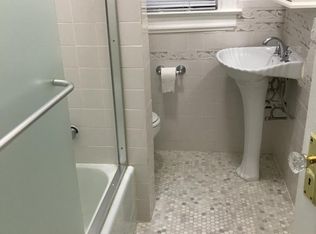 36 Todd Pl NE APT B, Washington, DC 20002