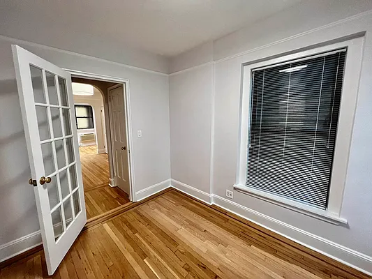 Rented by Salon Realty Corp | media 11