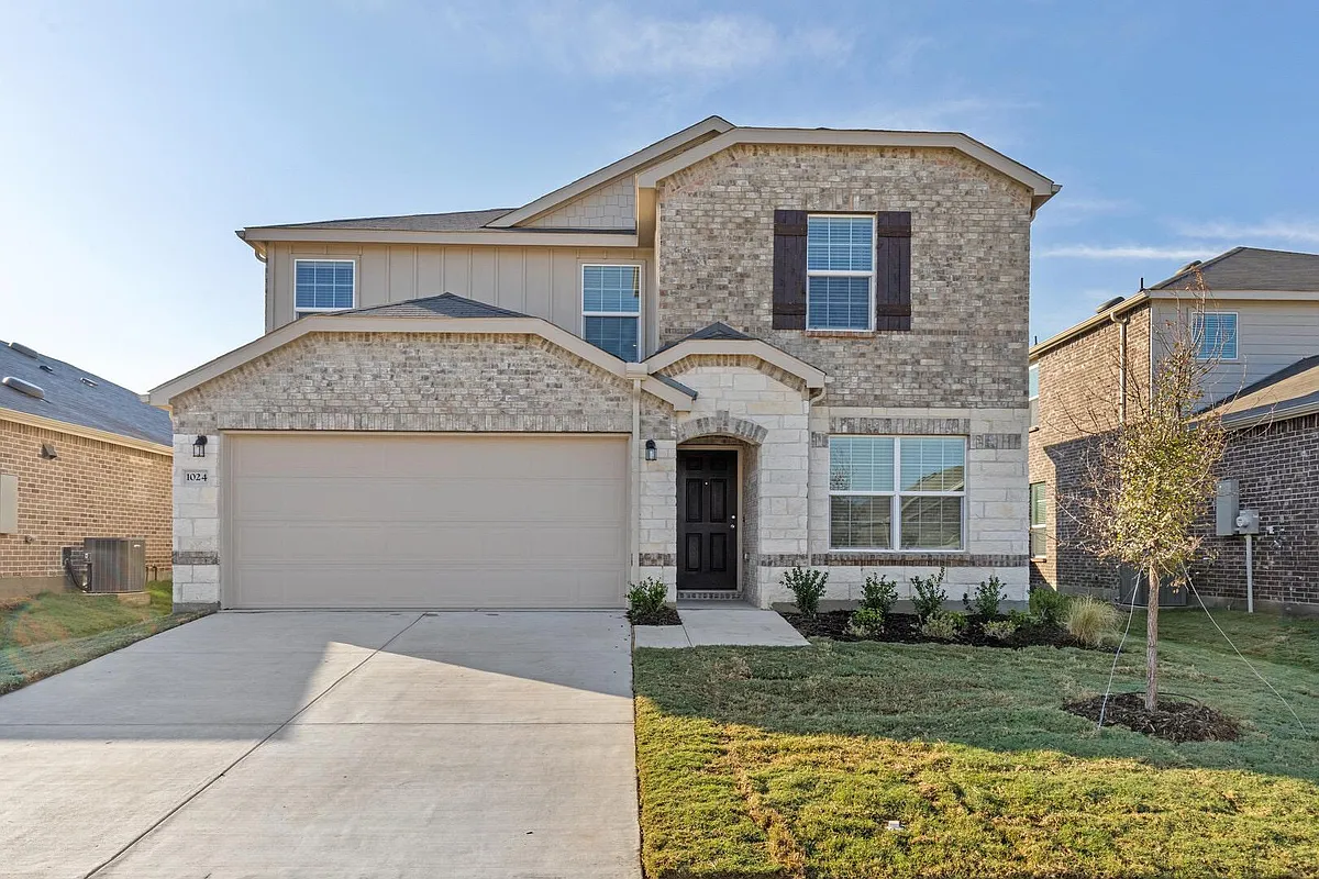 Front View - 1024 Vernon Dr