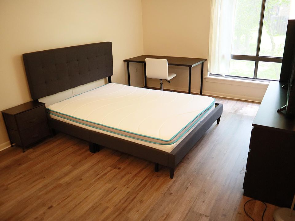 1st image of 8427 Greenbelt Rd APT 102