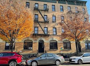 3013 14th St APT 15A, Astoria, NY 11102