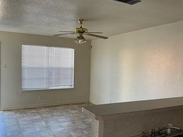 3312 Cantabrian Dr #C — Photo 13