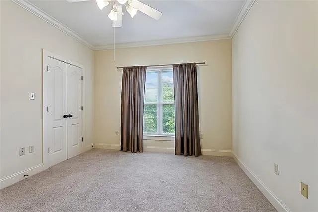 1111 Dante St — Photo 11