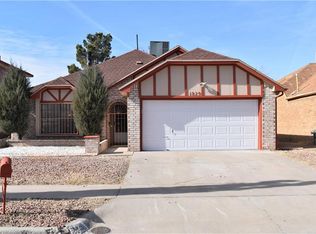 1829 Chris Scott Dr, El Paso, TX 79936