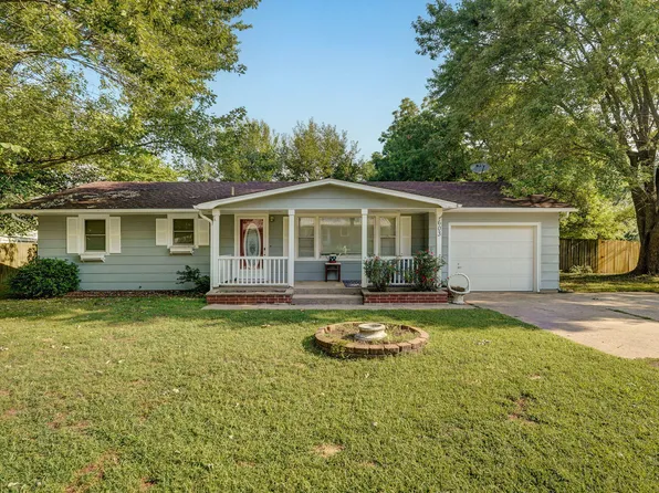 603 W Maple Street, Marionville, MO 65705