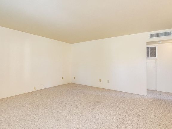 3rd image of 6734 E Calle La Paz Unit A