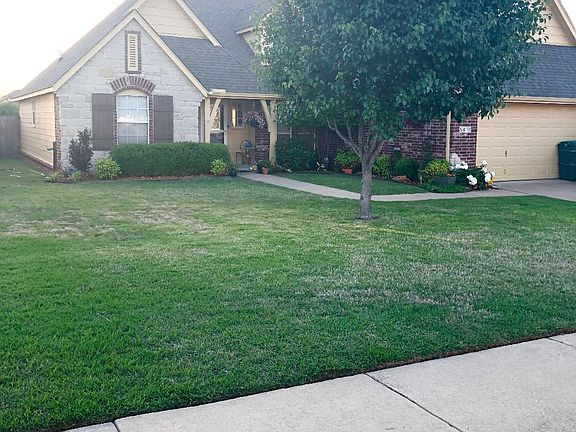 3rd image of 5418 S Redbud Dr W