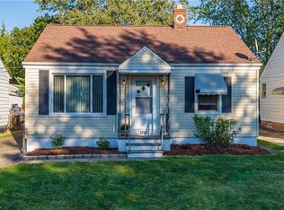 1565 Mapledale Rd, Wickliffe, OH 44092