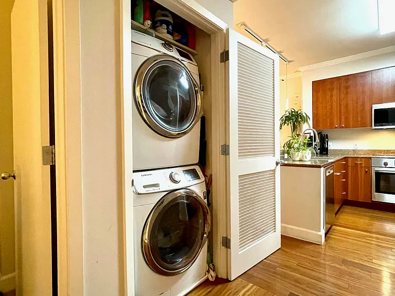In-unit Samsung washer and dryer.