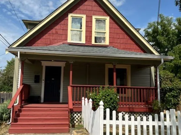 1765 B St NE, Salem, OR 97301