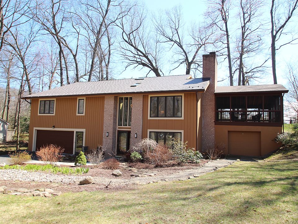 1st image of 3 Park Forest Dr