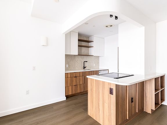 4th image of 953 Dean St #810D
