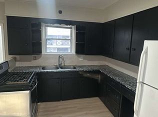 72 Highland St #2F, West Warwick, RI 02893