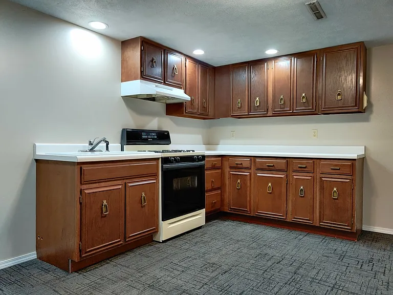 301 S Regency Dr — Photo 46
