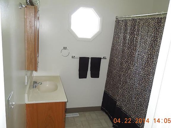 3rd image of 8720 Booth Ave