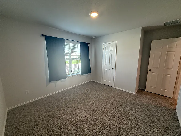 1320 Piedmont St — Photo 6