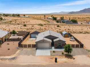 7856 E Rawhide Dr, Kingman, AZ 86401