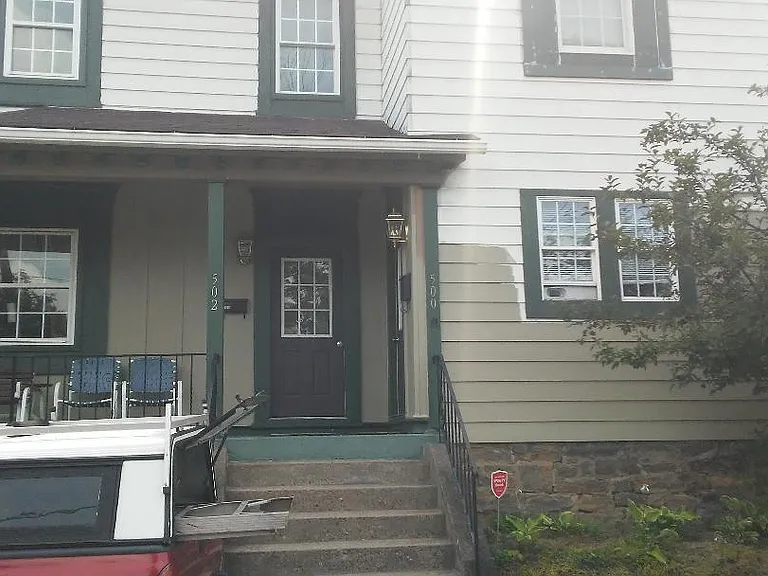 500 11th Ave — Photo 8