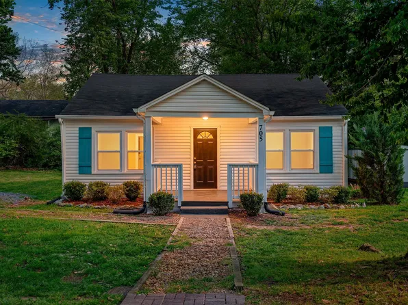 705 Williams Ln, Clarksville, TN 37040