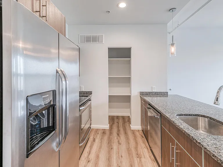 Brown Street Lofts — Photo 36