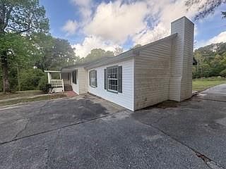 3rd image of 4670 Lott Rd