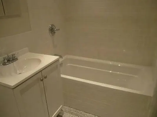 Rented by Immac Realty | media 21