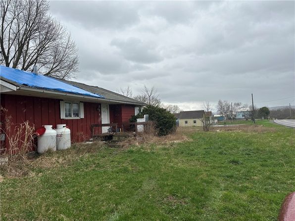 894 Middle Rd, Horseheads, NY 14845