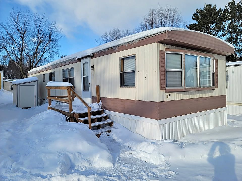 1st image of 500 Pioneer Rd #18