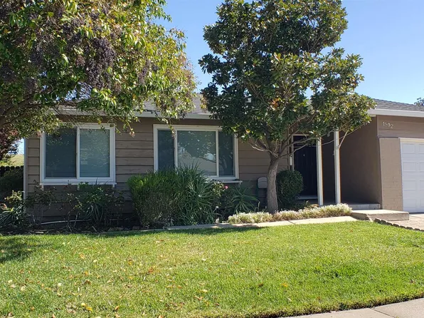 1892 Lynwood Dr, Concord, CA 94519