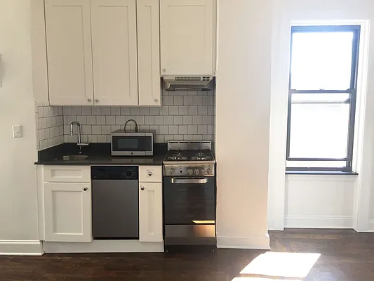 Rented by MetroNest | media 8