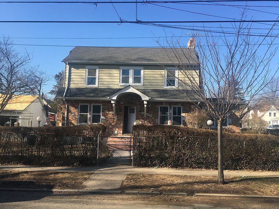 1st image of 196-19 112ave