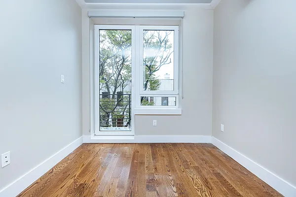Rented by Nooklyn NYC LLC | media 23