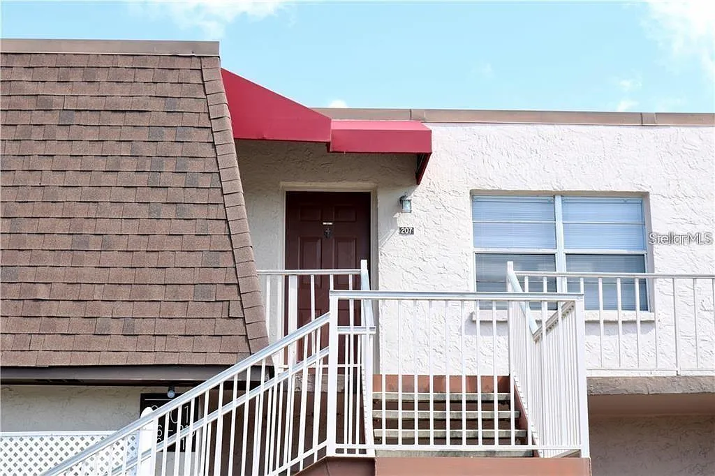 1 bed, 1.0 bath, 760 sqft, $1,225 — Photo 3